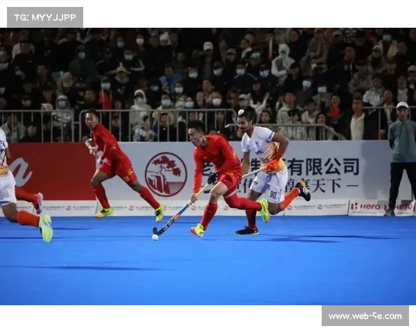 莫旗曲棍球国际标准场地通过国际曲联复审标志重要突破