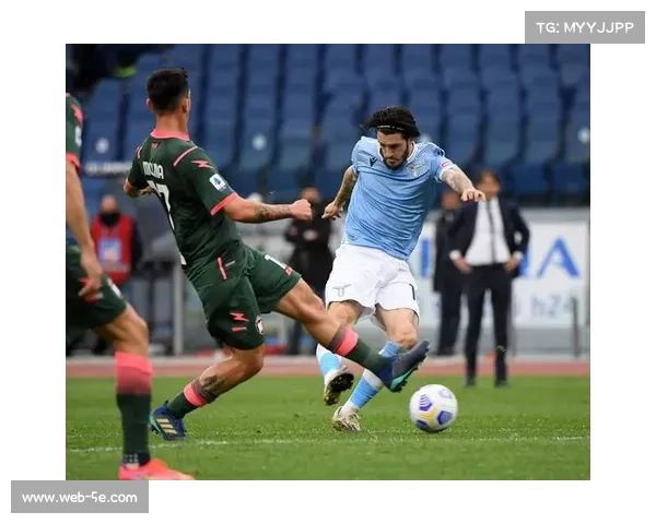 意甲战平拉齐奥 吉拉迪诺率升班马顽强取分暂脱降级险境